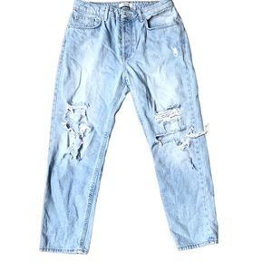 Forever 21 High Rise Distressed Straight Jeans Size 27